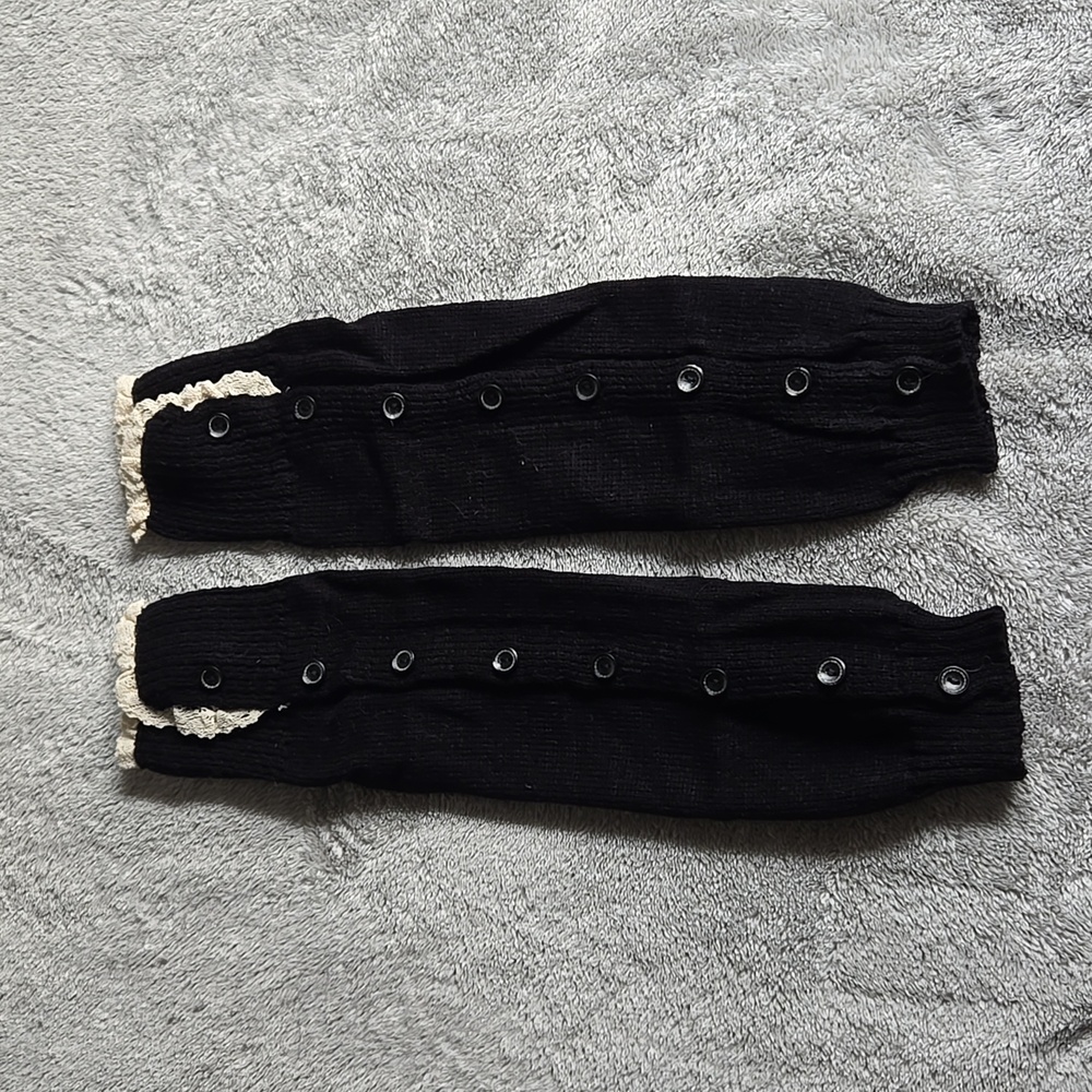 Black leg warmers